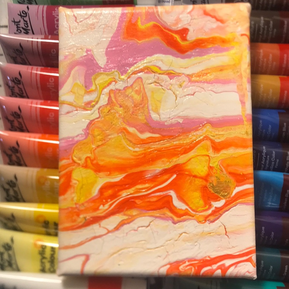 I am selling a 7 x 5 pour painting